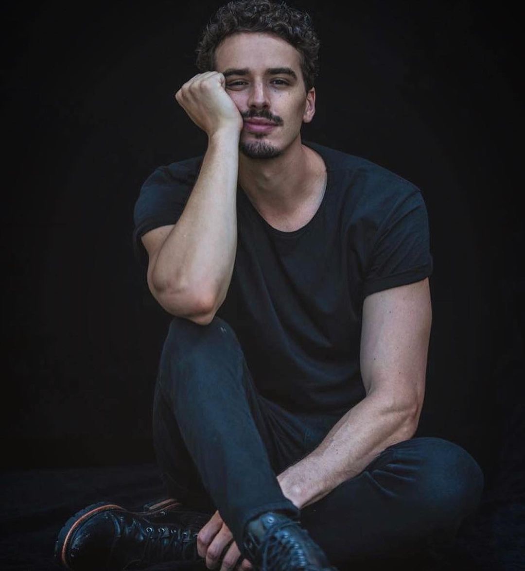 De Volta aos Quinze agora é UMA SÉRIE NETFLIX! Conheça o elenco Depois Dos Quinze De Volta aos Quinze agora é UMA SÉRIE NETFLIX! Conheça o elenco Depois Dos Quinze